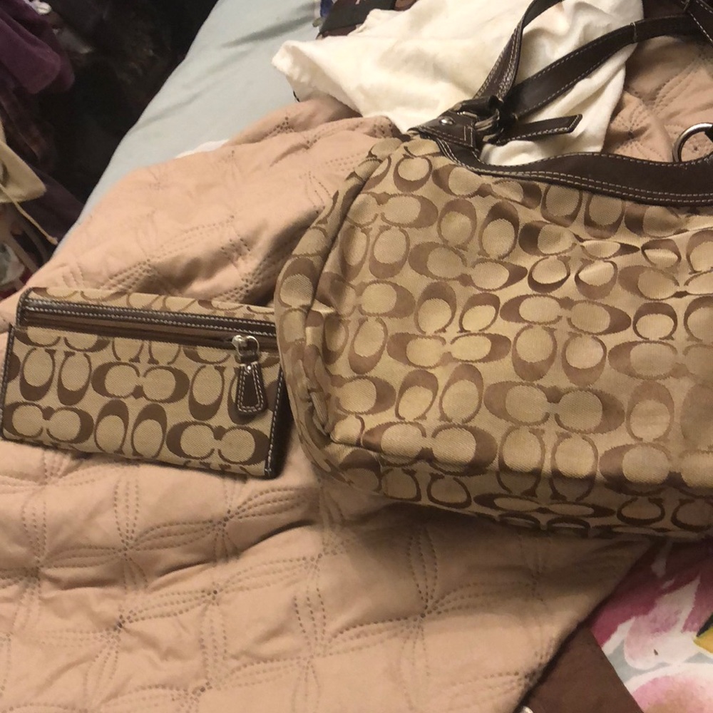 Coach - Picture 2 of 2